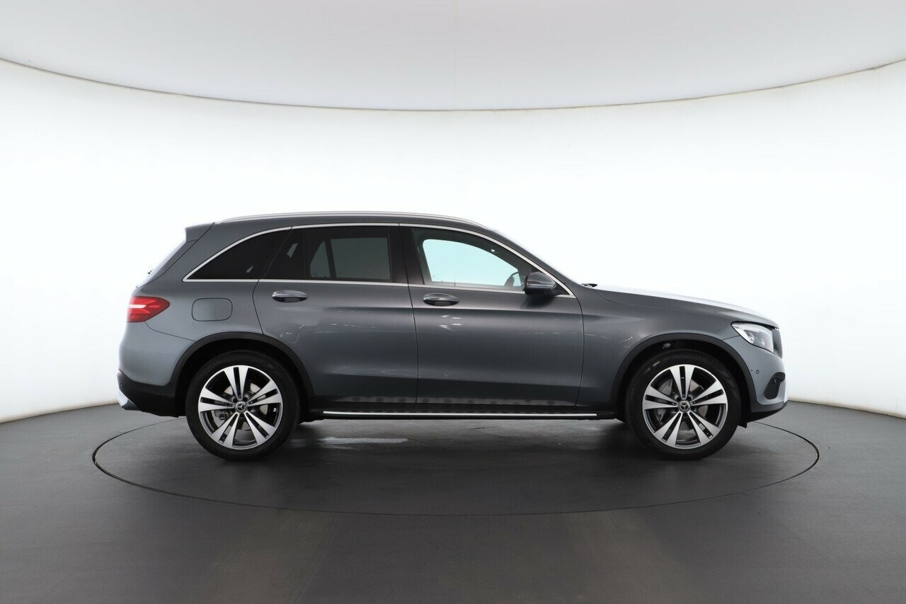 Mercedes Benz Glc-class image 3