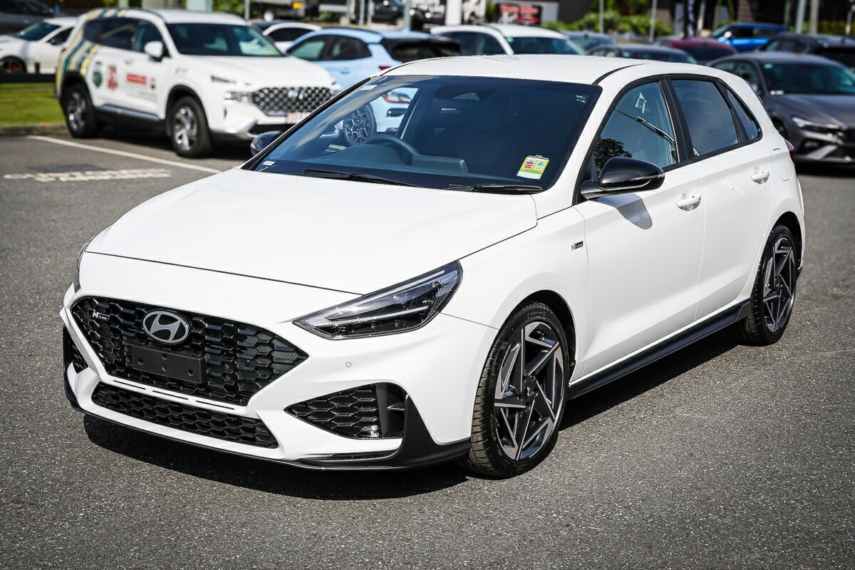 Hyundai G4 image 2