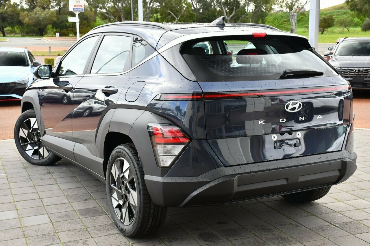 Hyundai Kona image 3