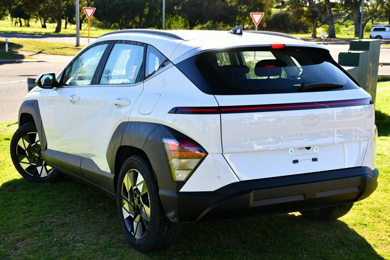 Hyundai Kona image 3