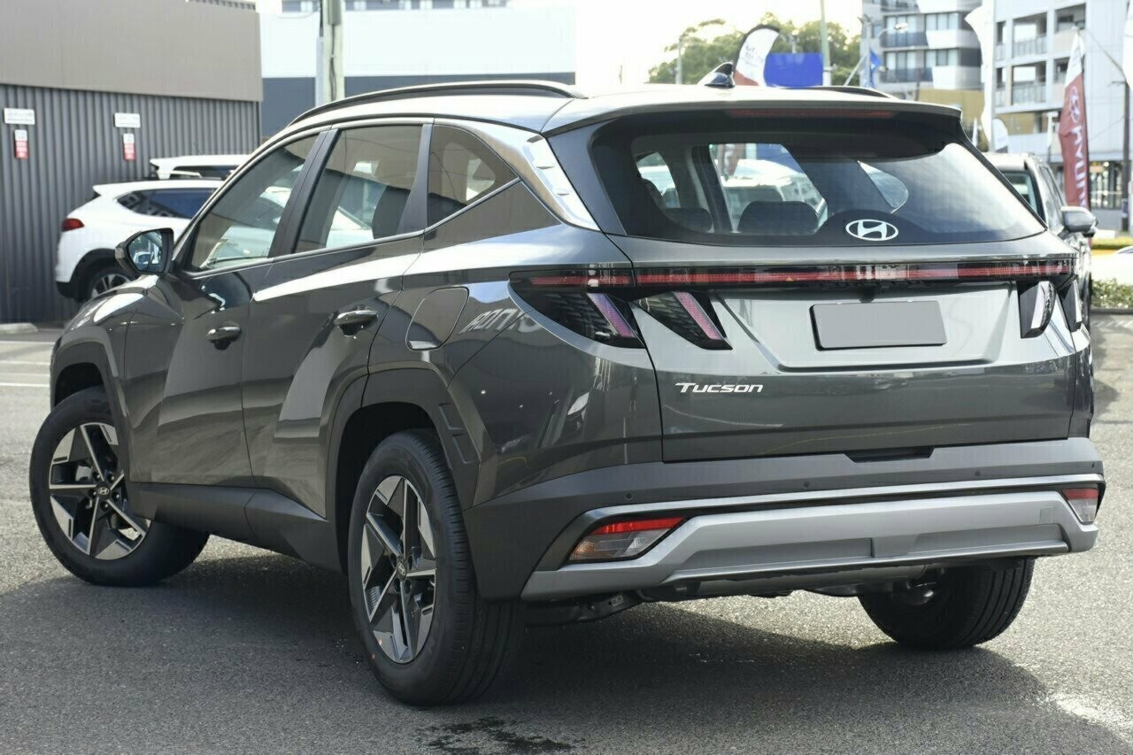 Hyundai Tucson image 3