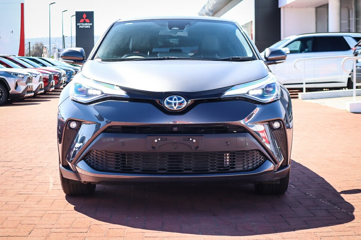 Toyota C-hr image 3