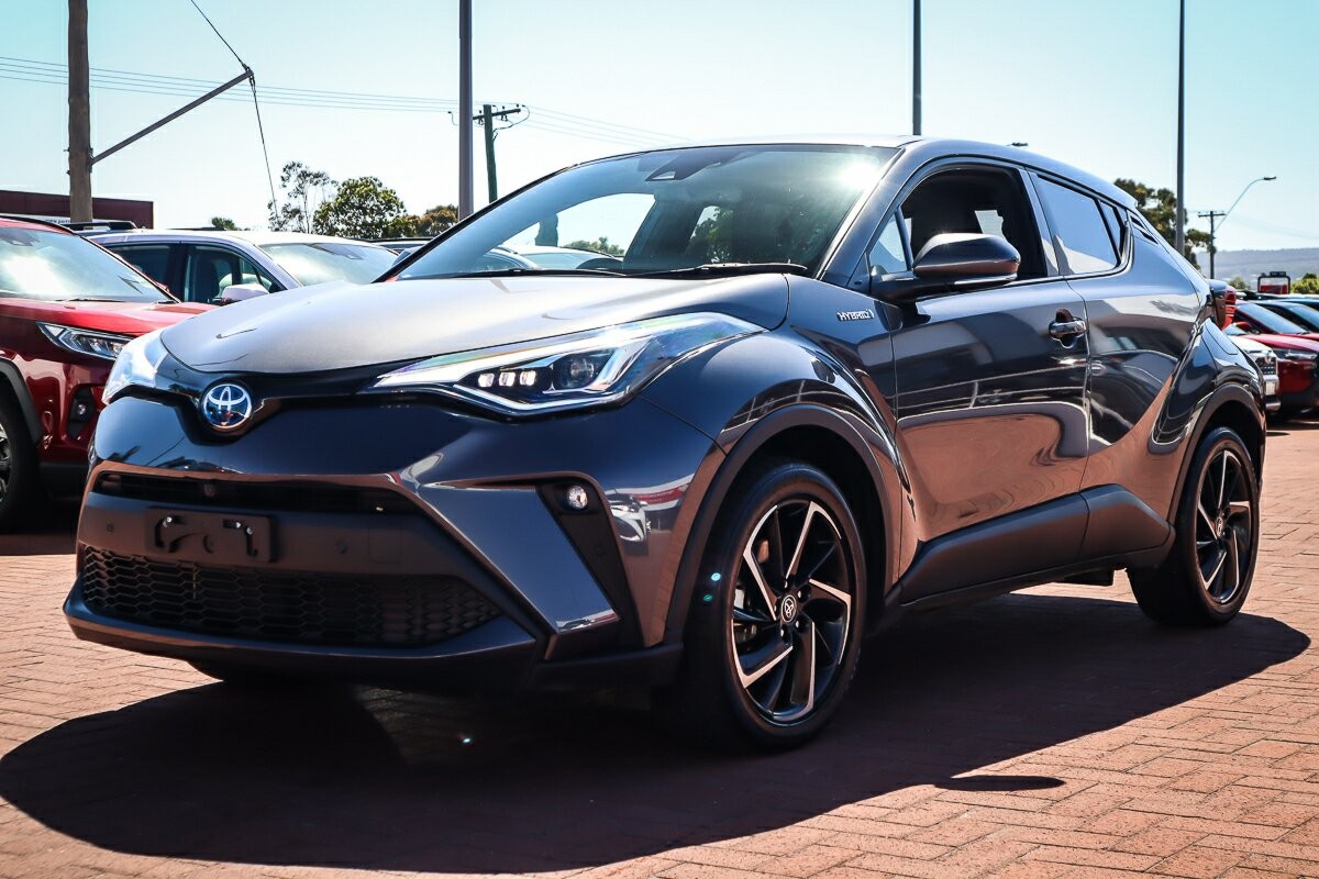 Toyota C-hr image 4