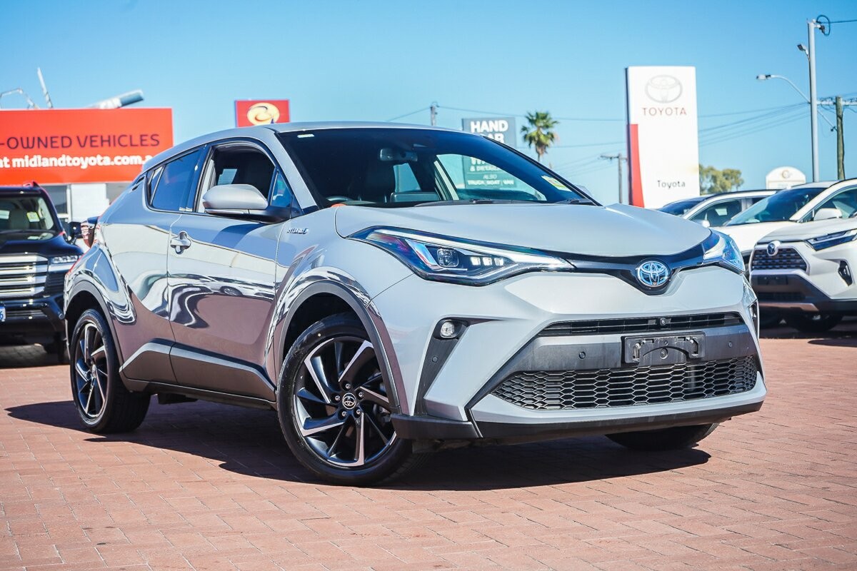 Toyota C-hr image 1