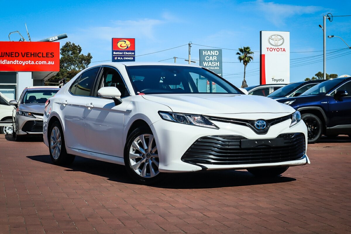 Toyota Camry image 1