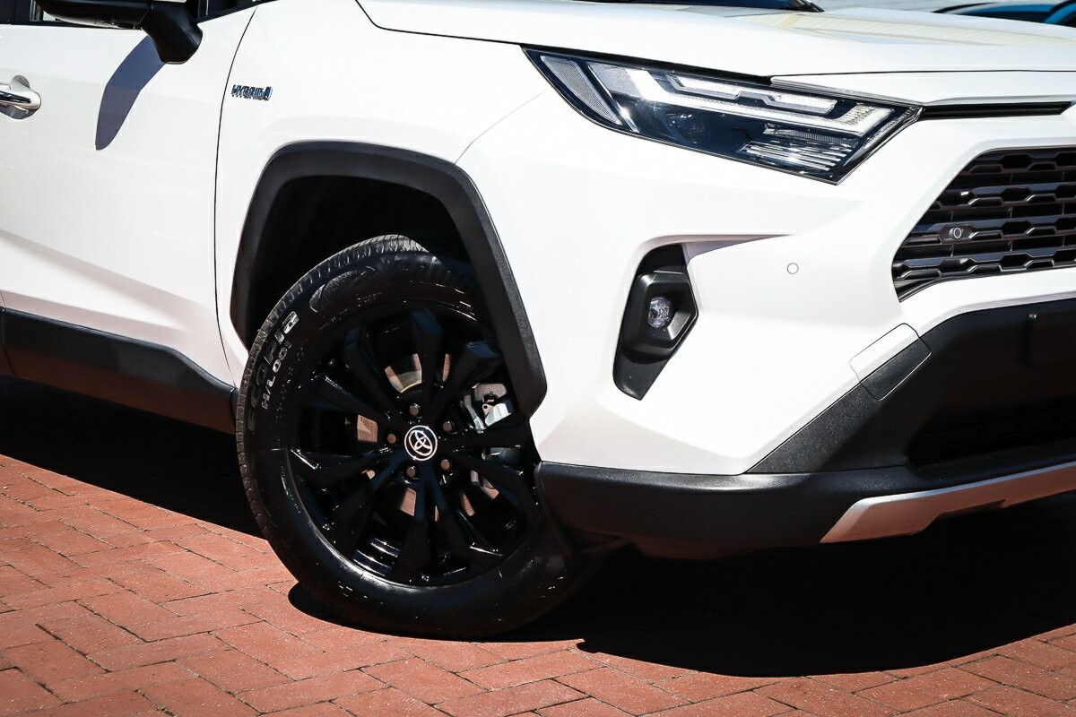 Toyota Rav4 image 2