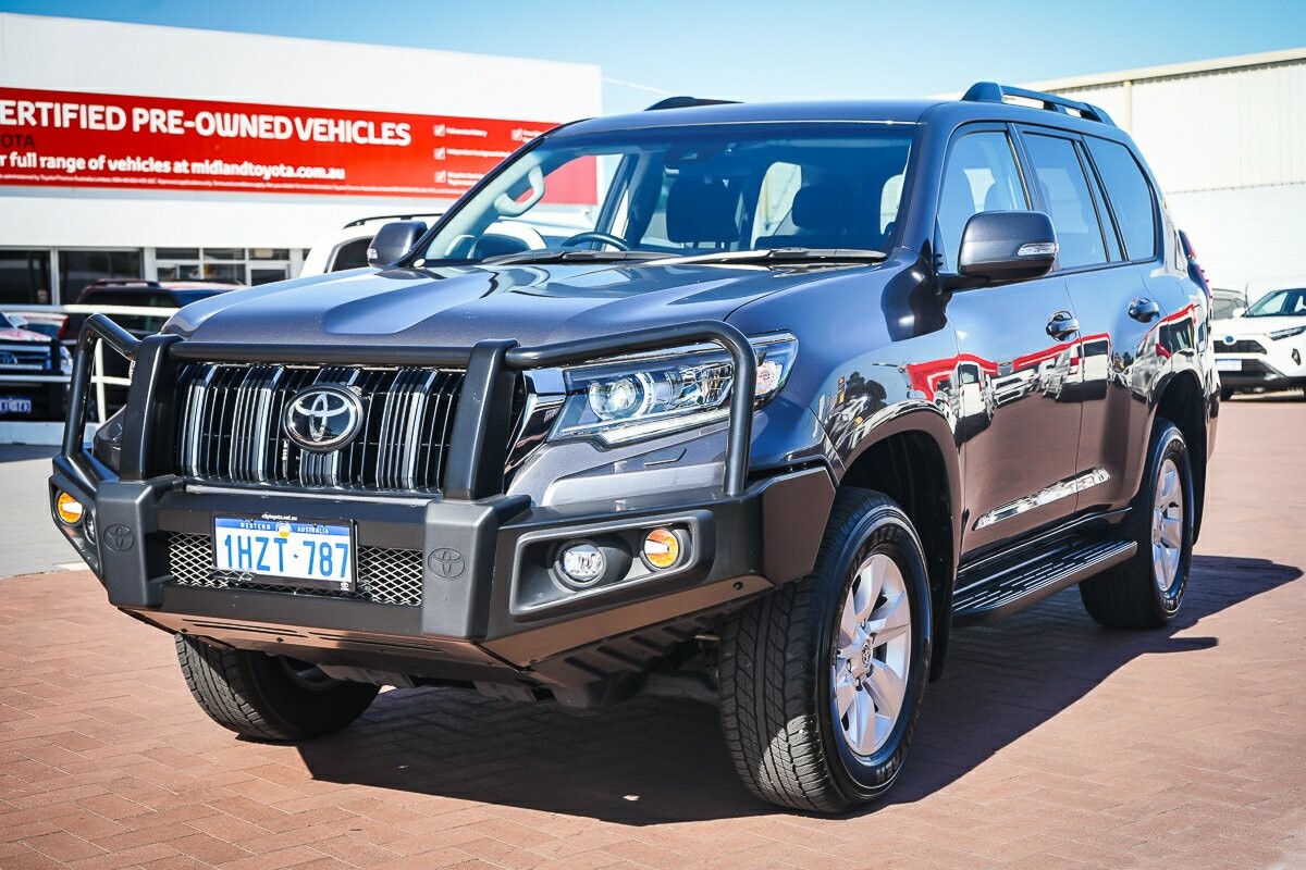 Toyota Landcruiser Prado image 3