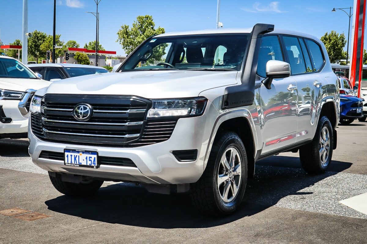 Toyota Landcruiser image 4