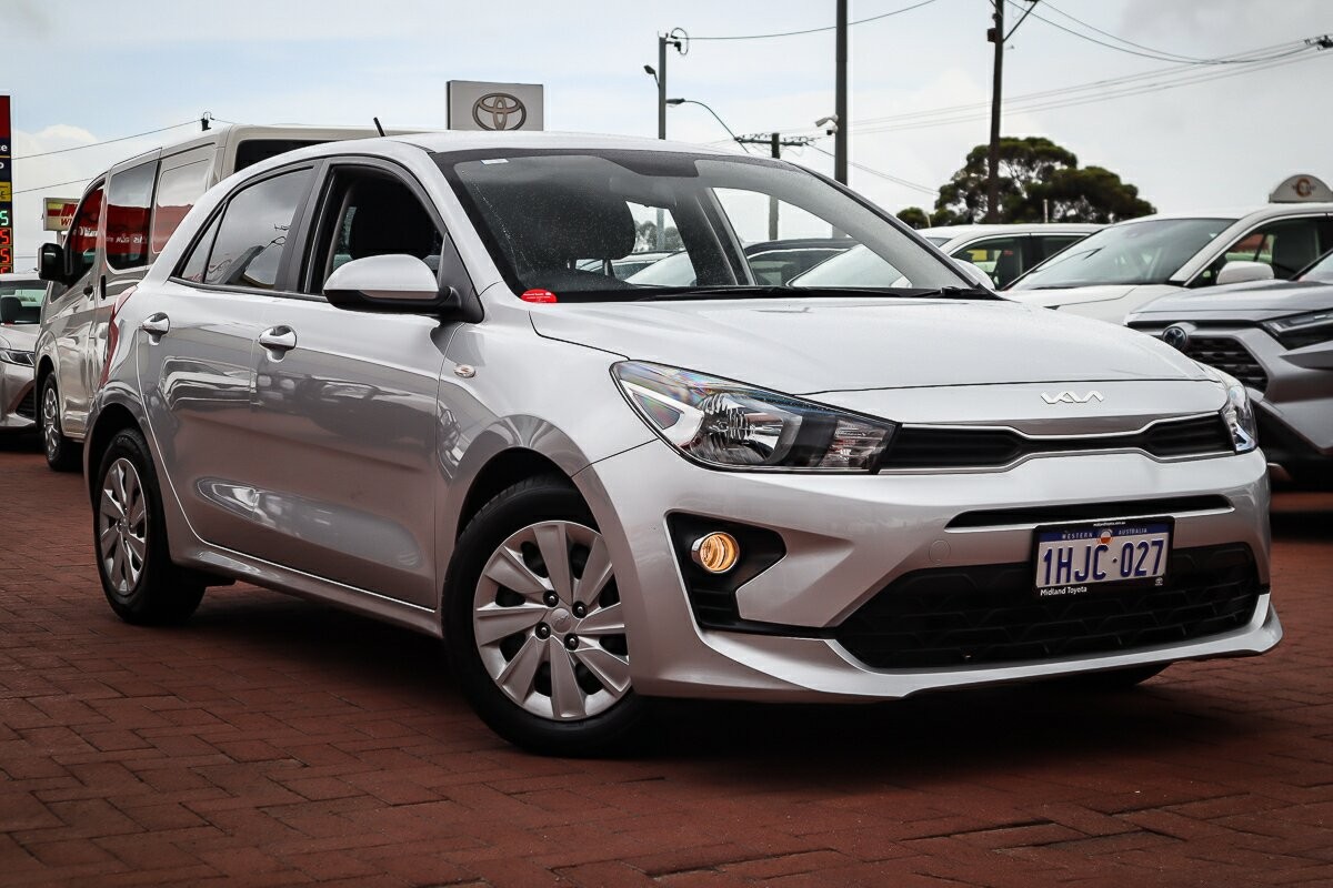 Kia Rio image 1