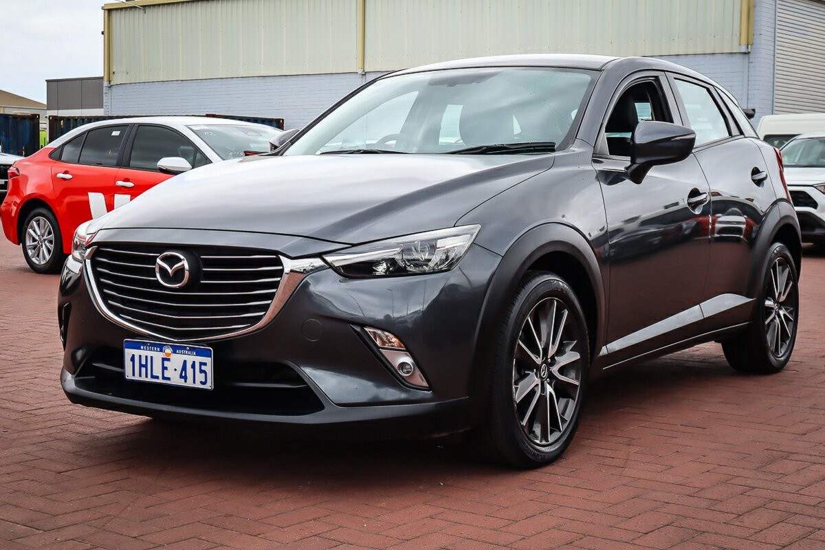 Mazda Cx-3 image 4