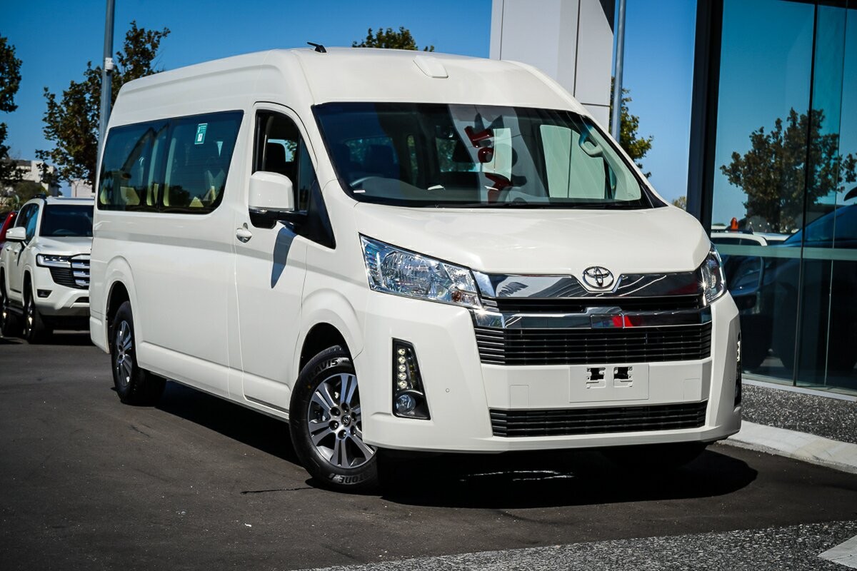 Toyota Hiace image 1