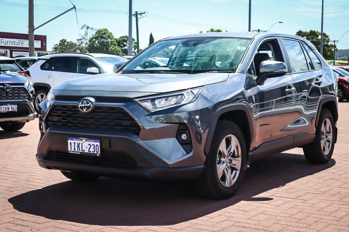 Toyota Rav4 image 4