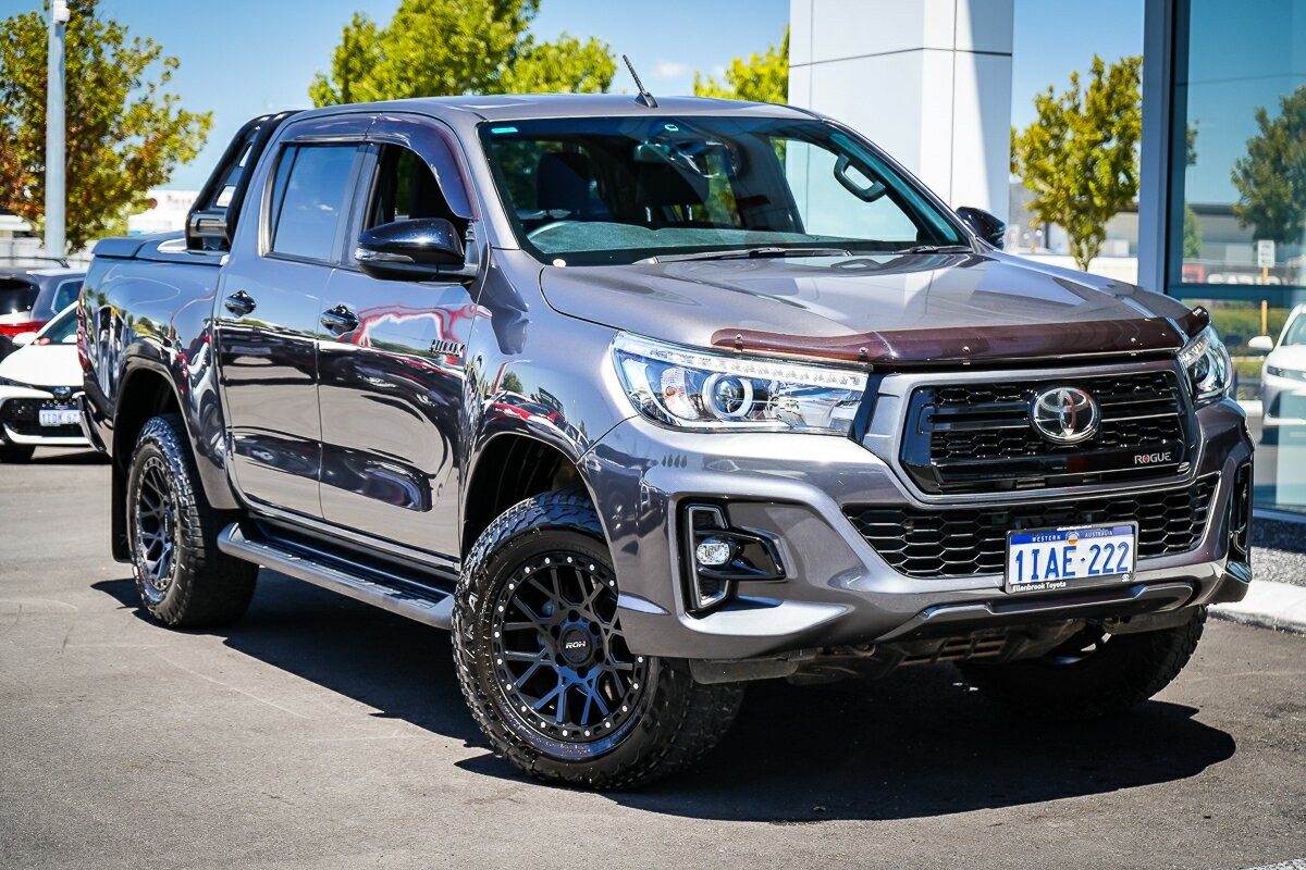 Toyota Hilux image 1