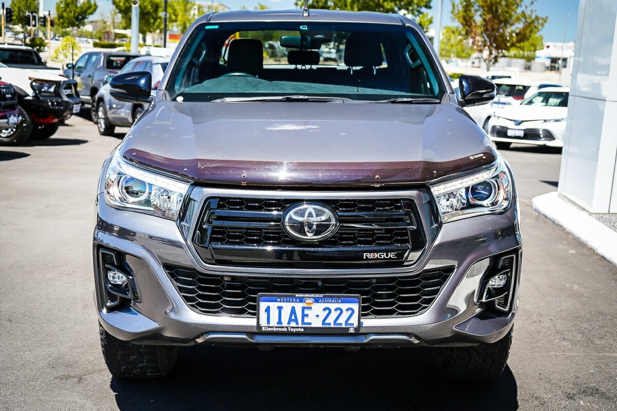 Toyota Hilux image 4