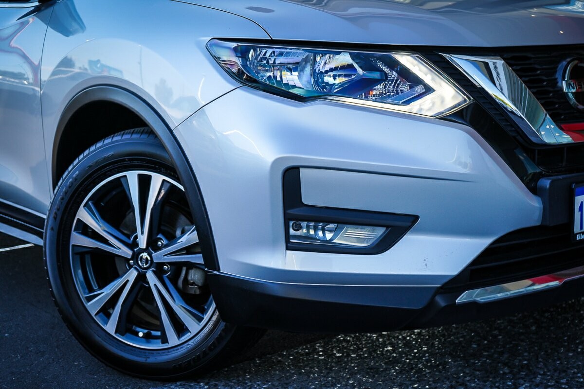 Nissan X-trail image 2