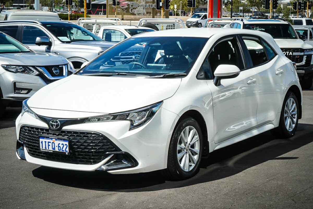 Toyota Corolla image 4