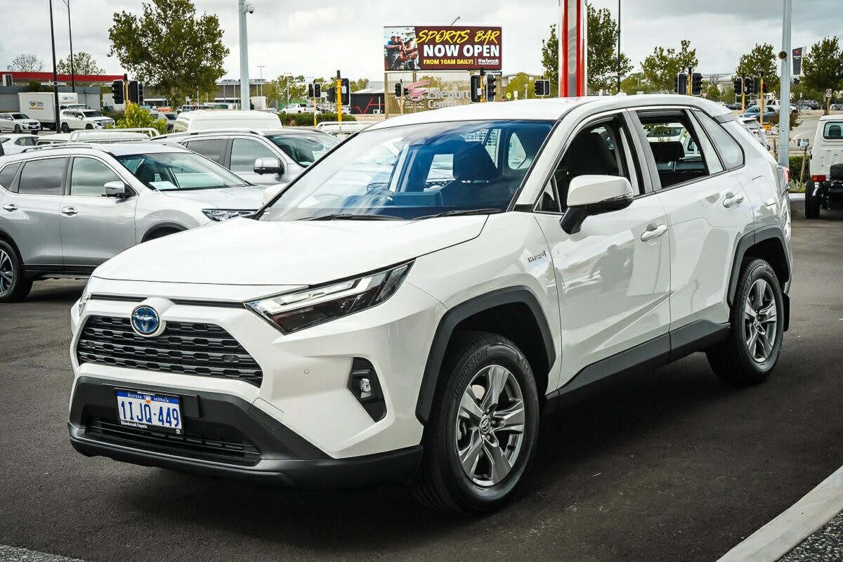 Toyota Rav4 image 4