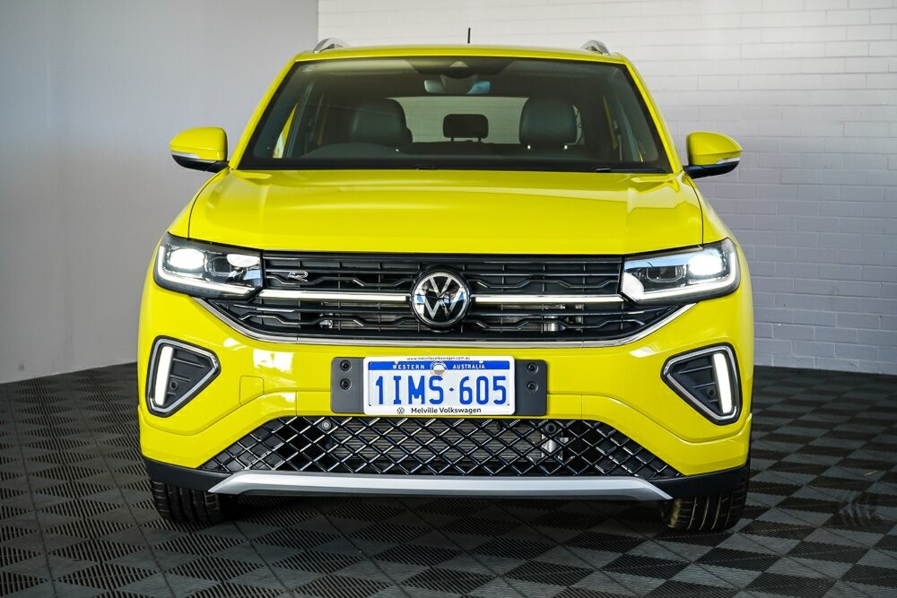 Volkswagen T-cross image 3