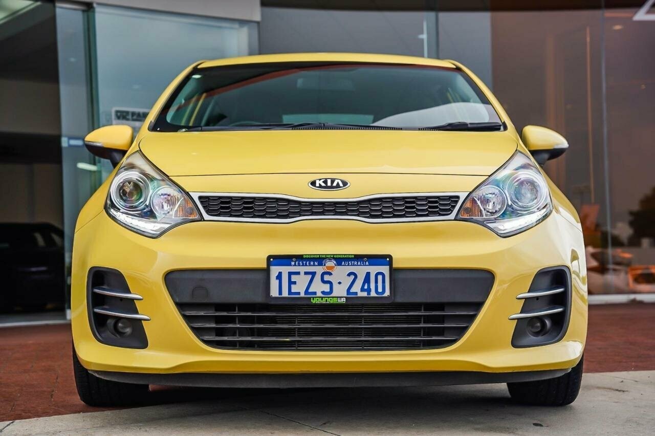 Kia Rio image 4