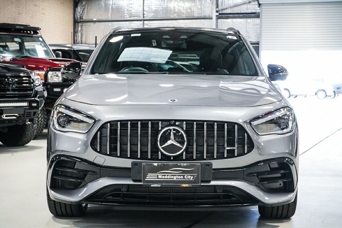 Mercedes Benz Gla-class image 3