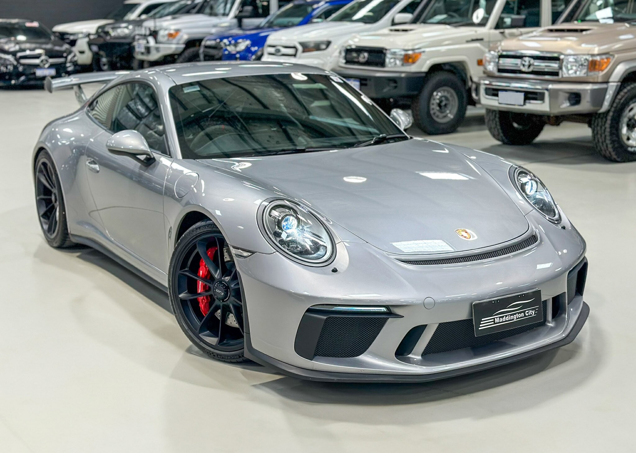 Porsche 911 image 1