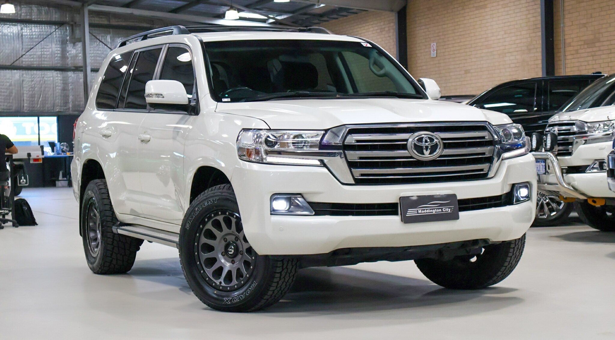 Toyota Landcruiser image 1