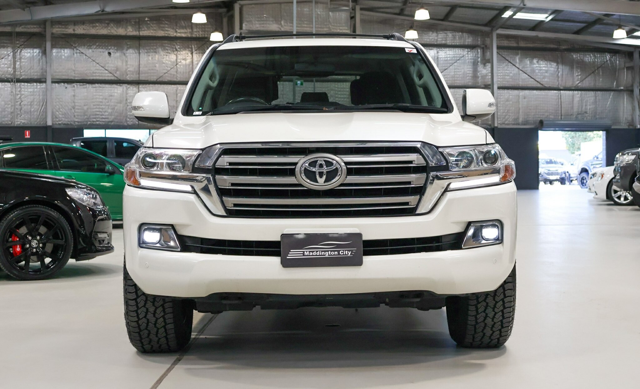 Toyota Landcruiser image 2