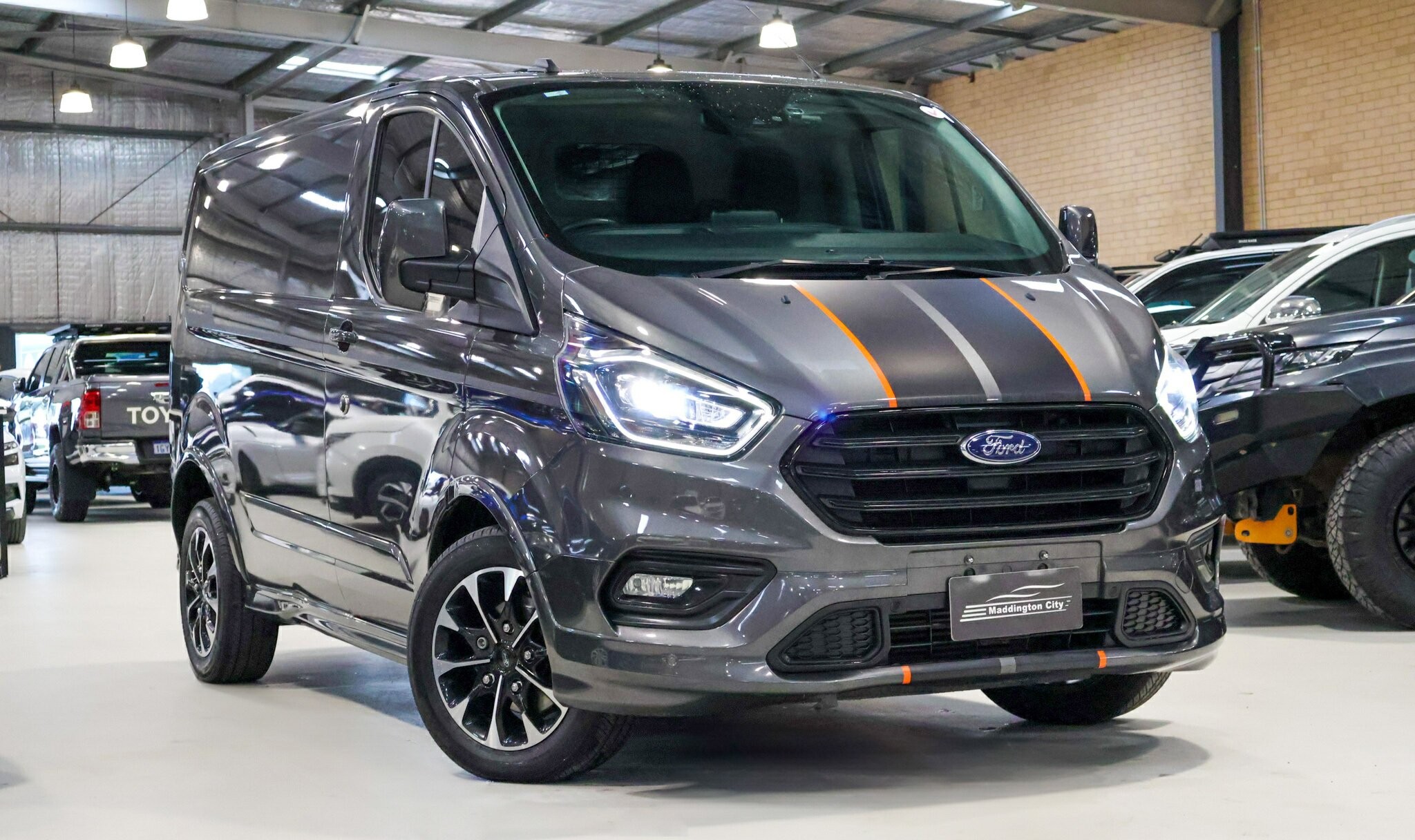 Ford Transit Custom image 1