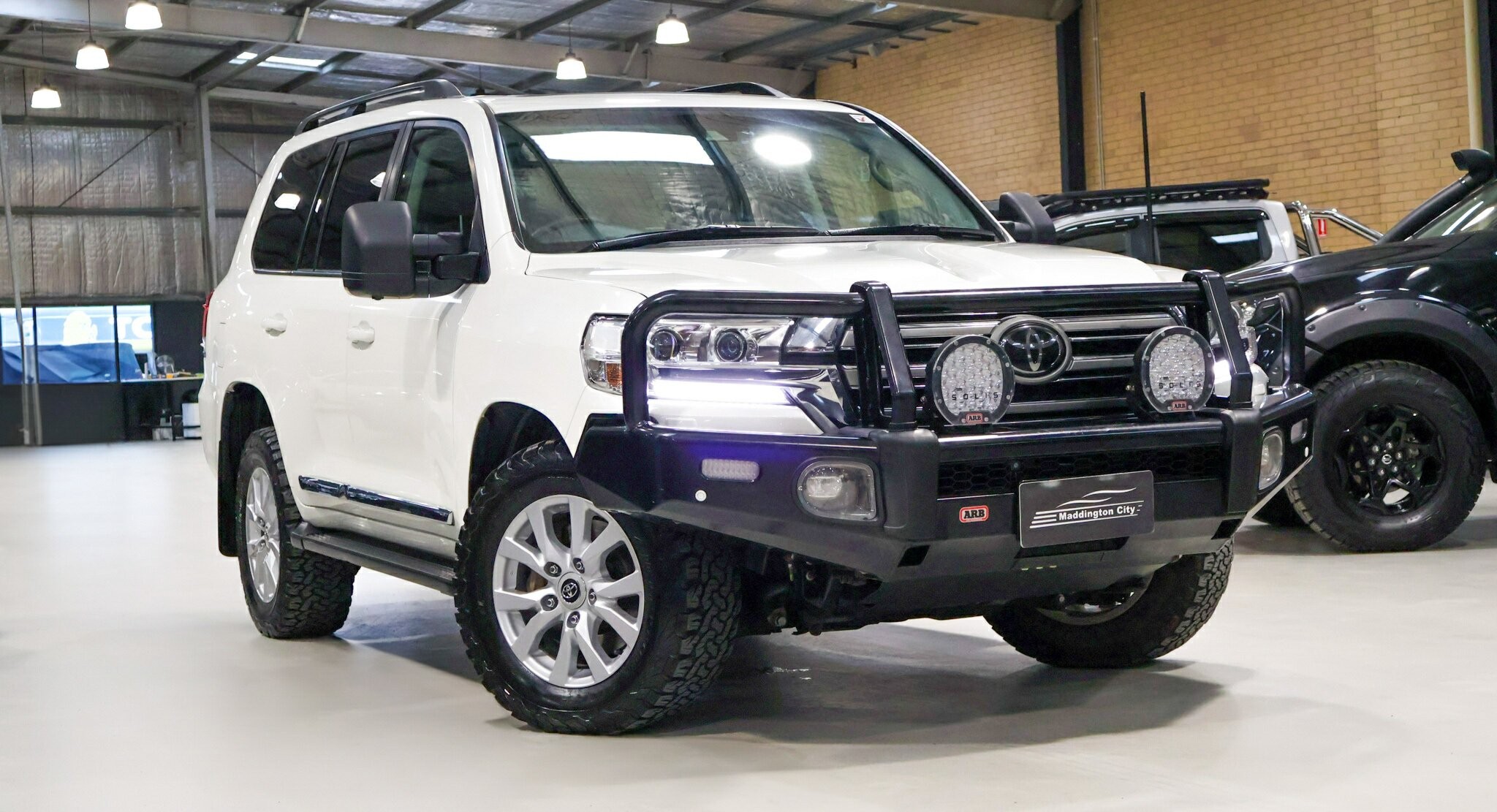 Toyota Landcruiser image 1