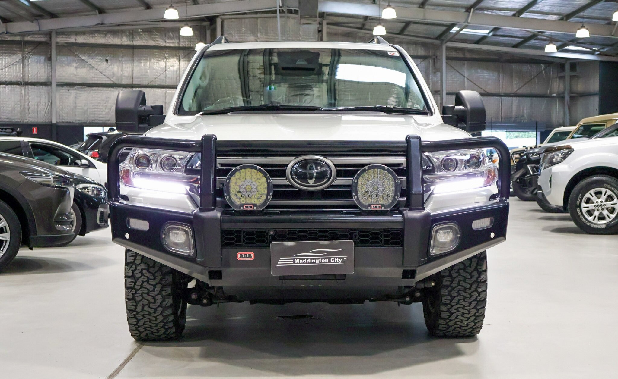 Toyota Landcruiser image 2