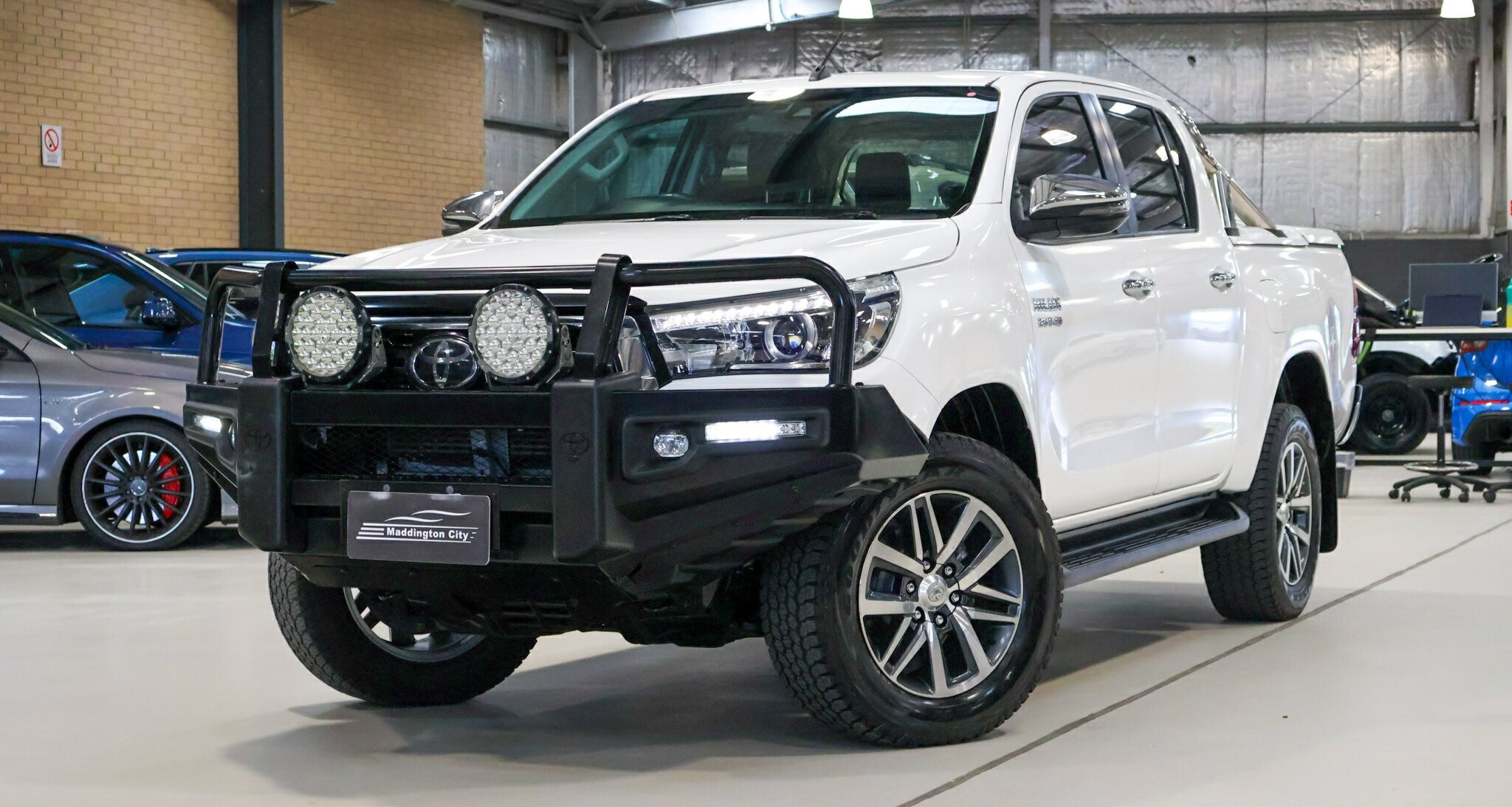 Toyota Hilux image 3