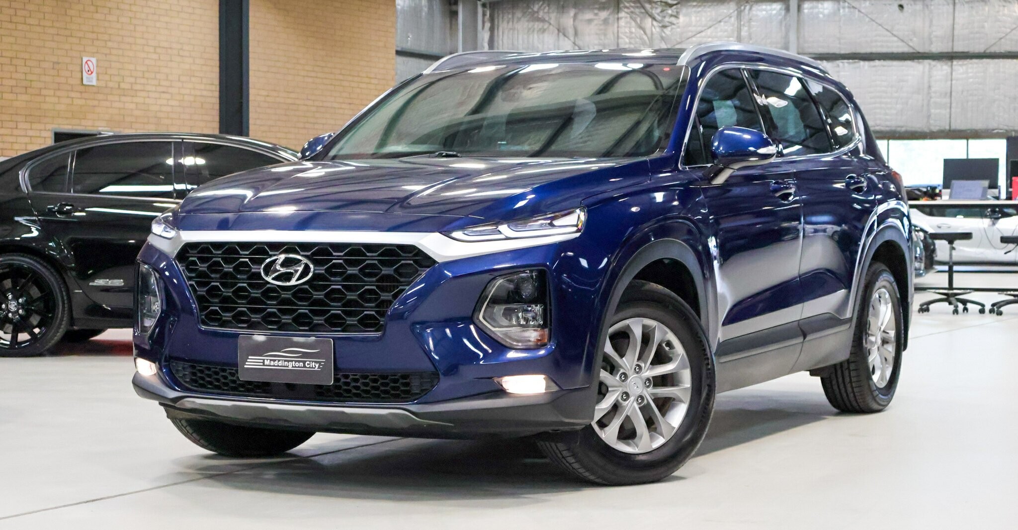 Hyundai Santa Fe image 3