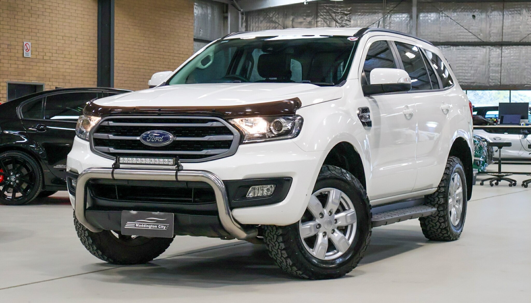 Ford Everest image 3