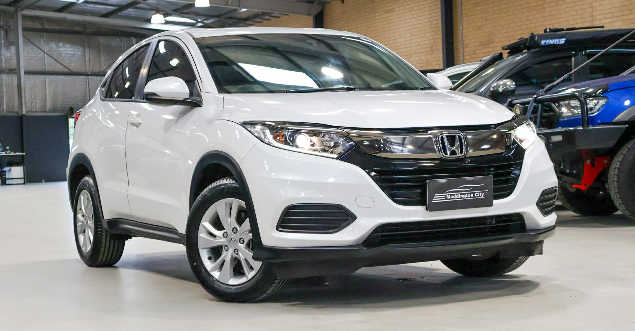 Honda Hr-v image 1