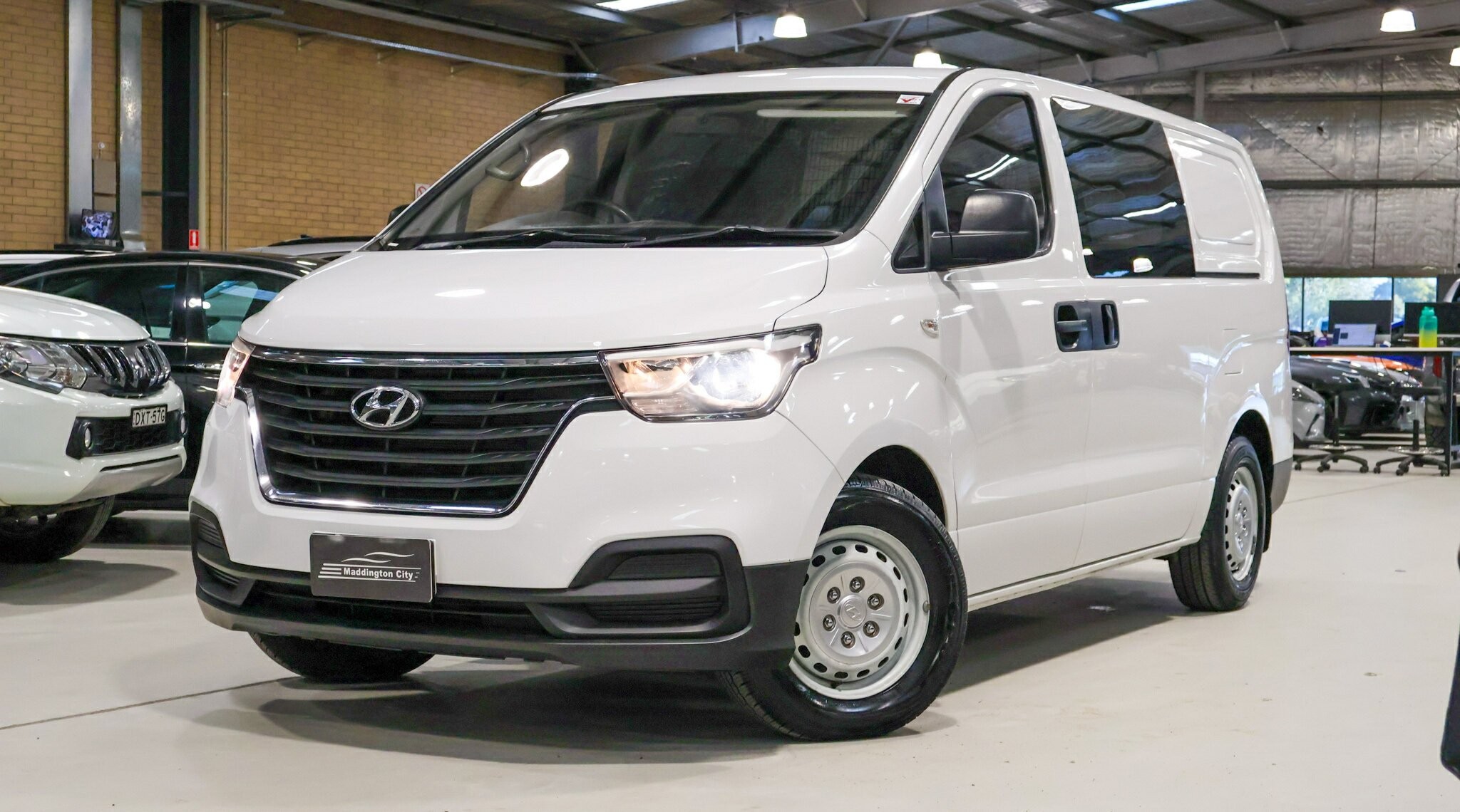 Hyundai Iload image 3