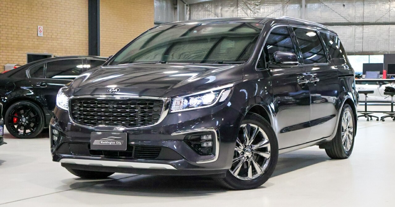 Kia Carnival image 3