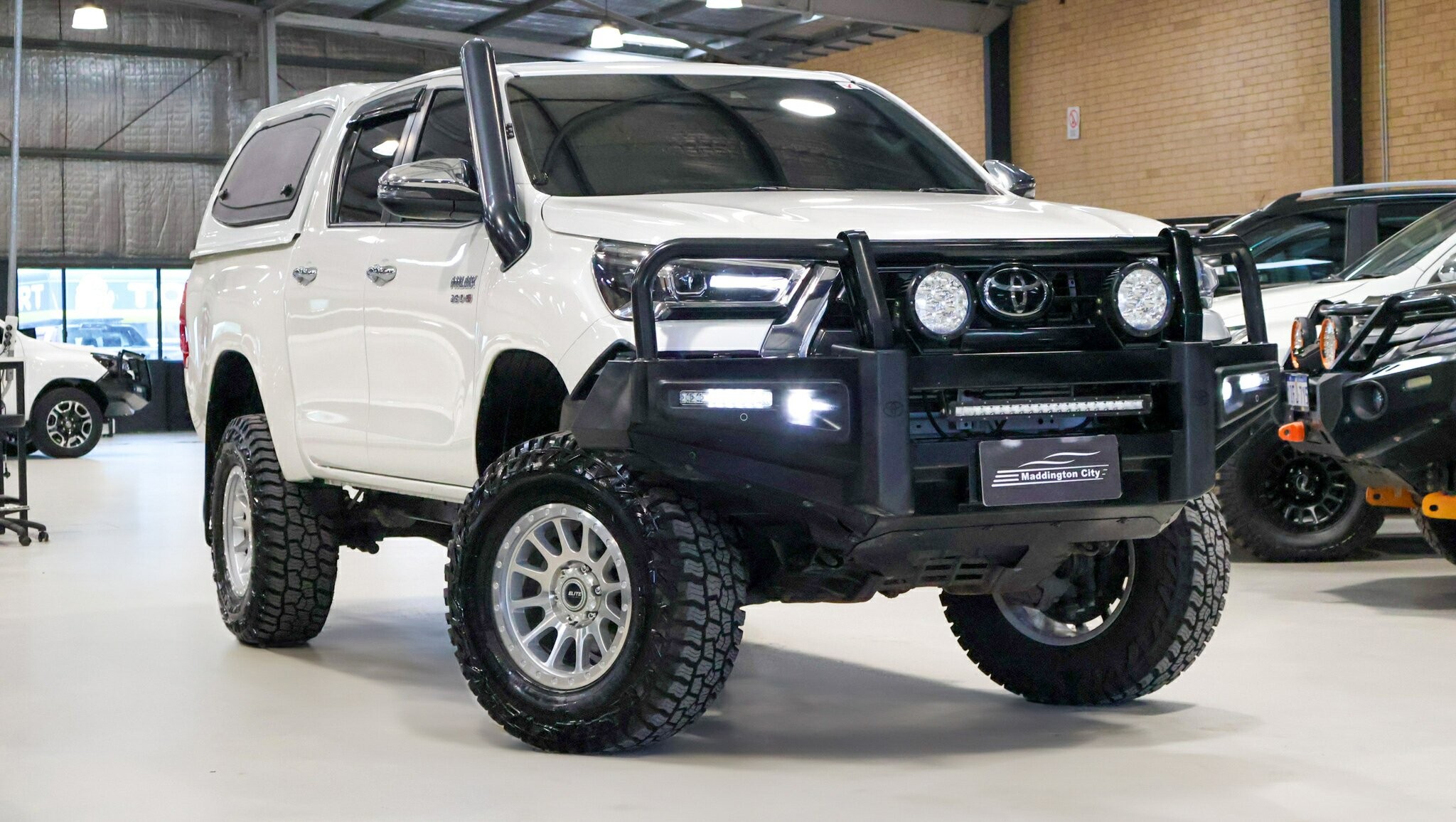 Toyota Hilux image 1