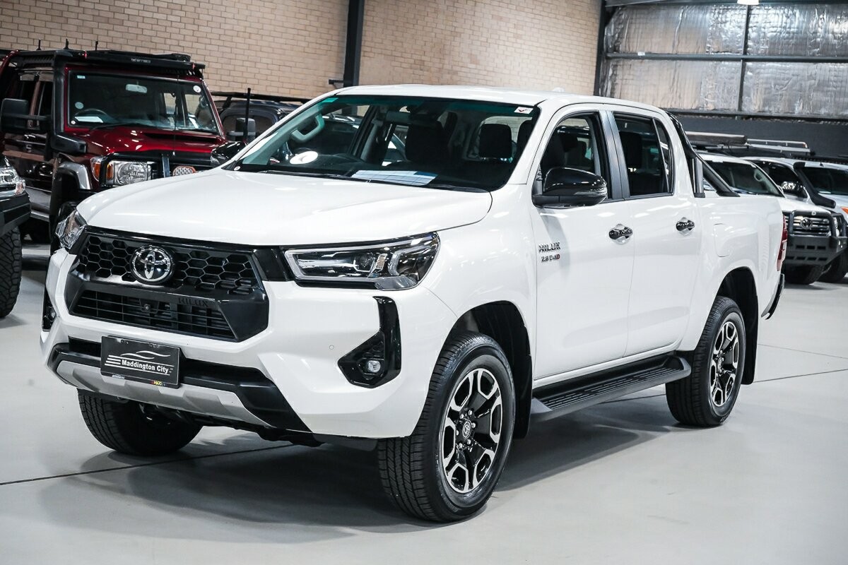 Toyota Hilux image 4