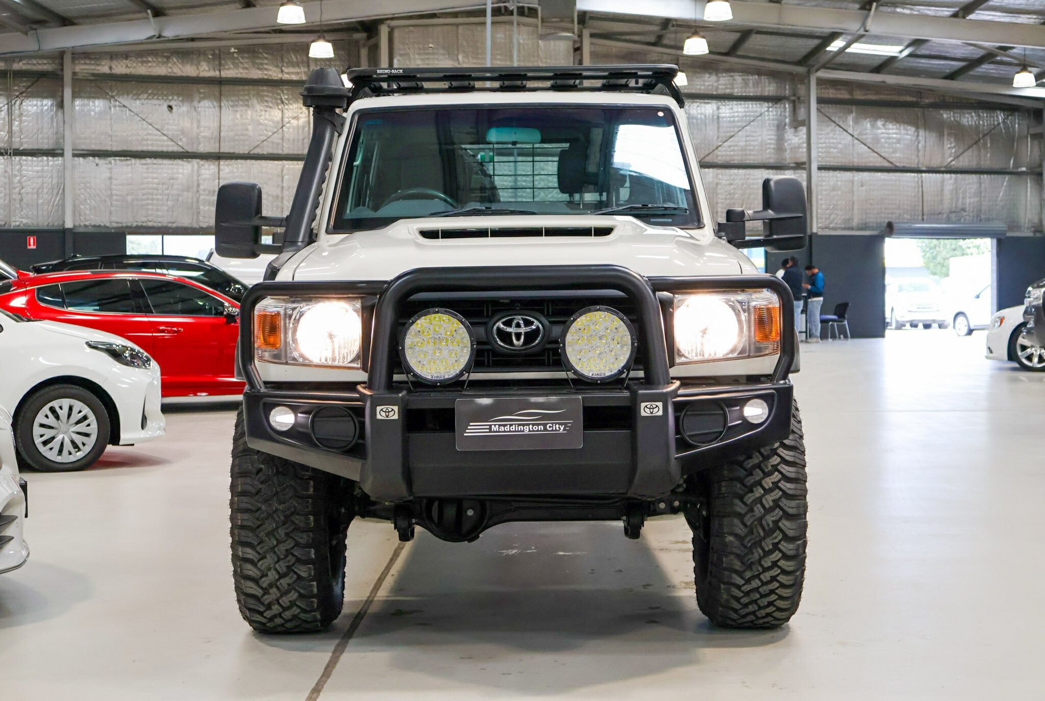 Toyota Landcruiser image 2