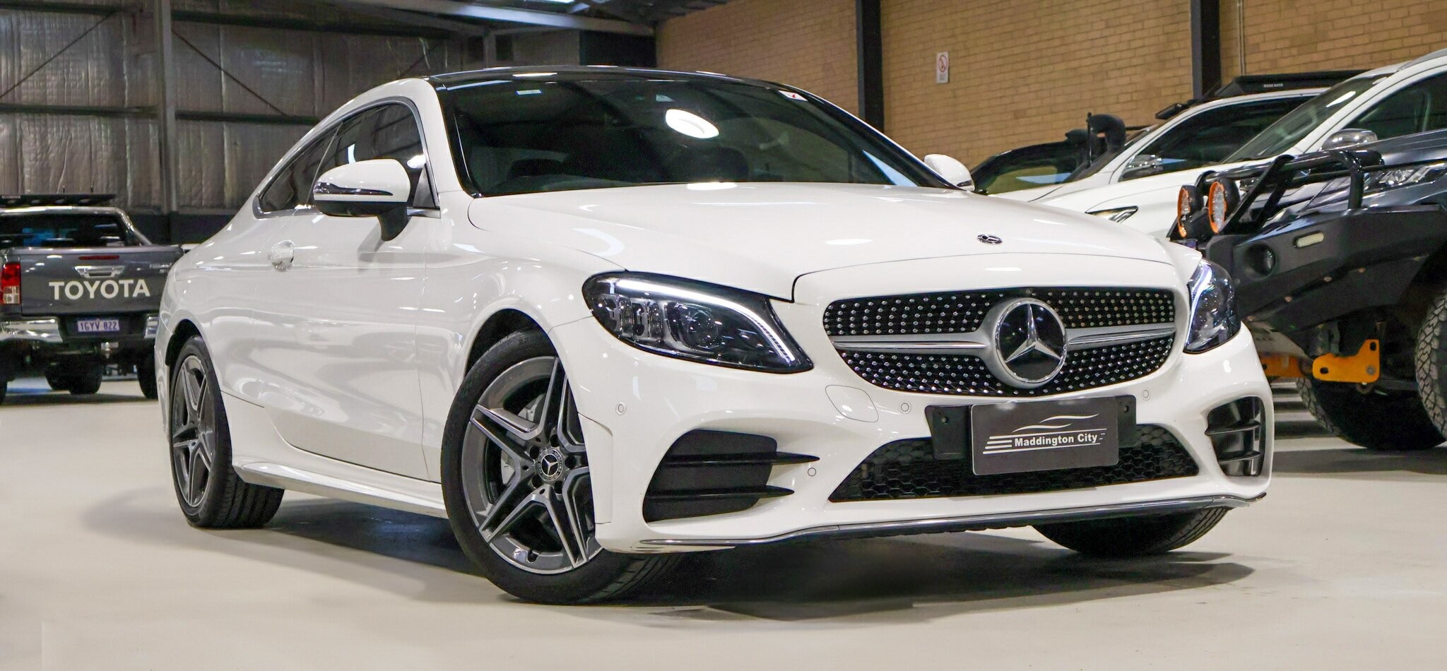 Mercedes Benz C-class image 1