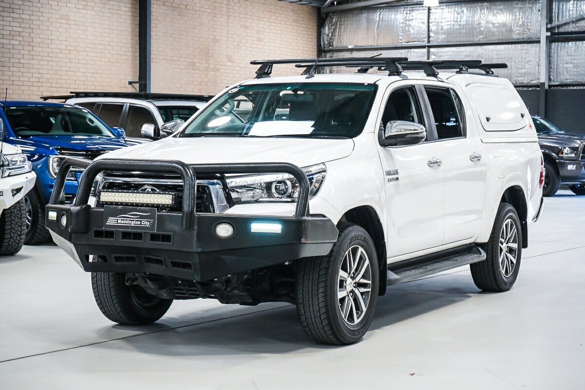 Toyota Hilux image 4