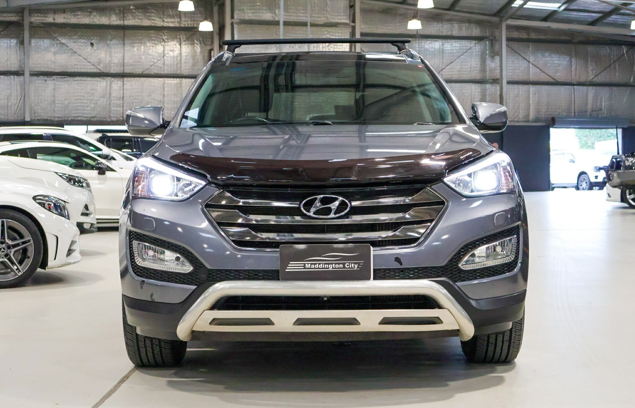 Hyundai Santa Fe image 2