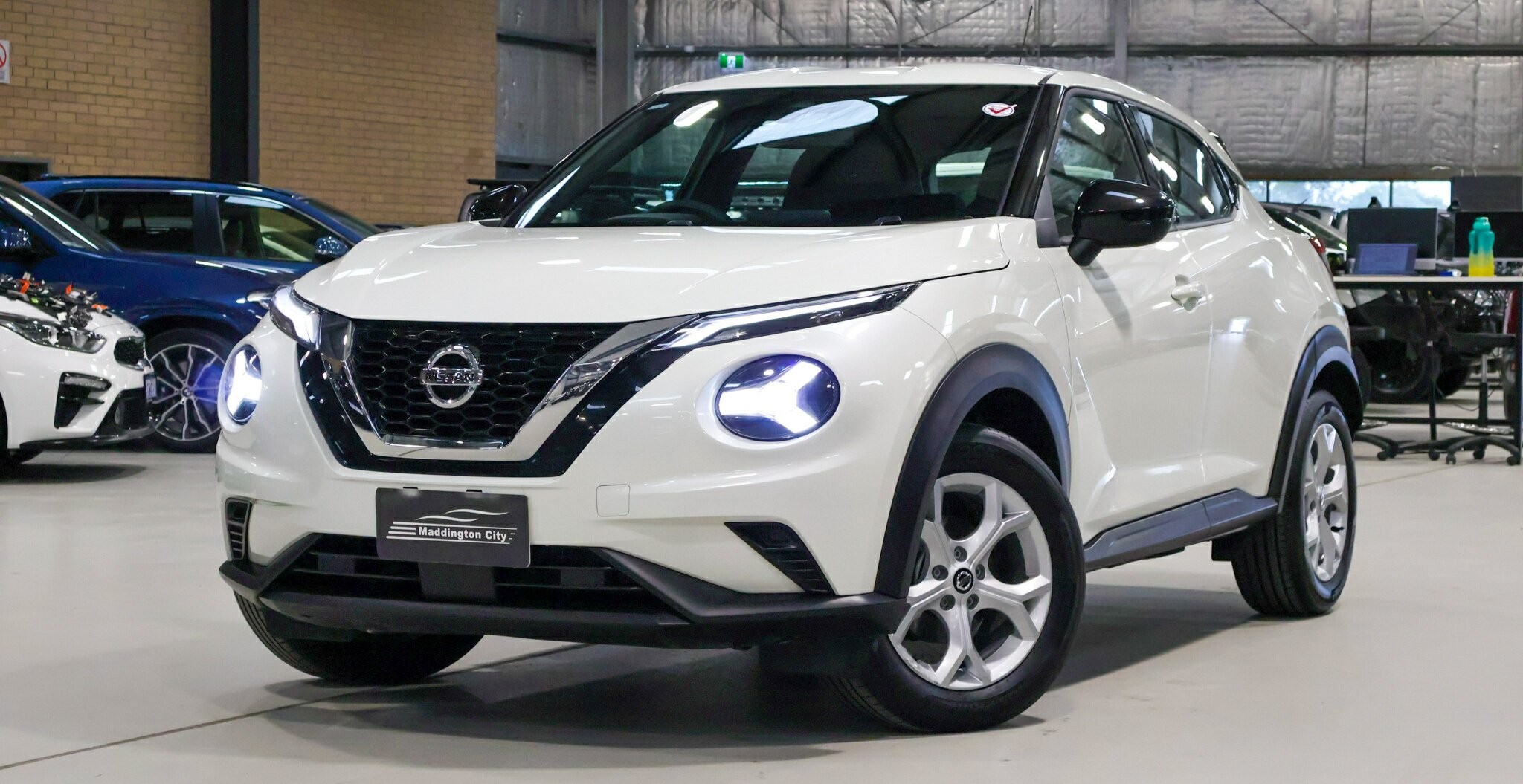 Nissan Juke image 3