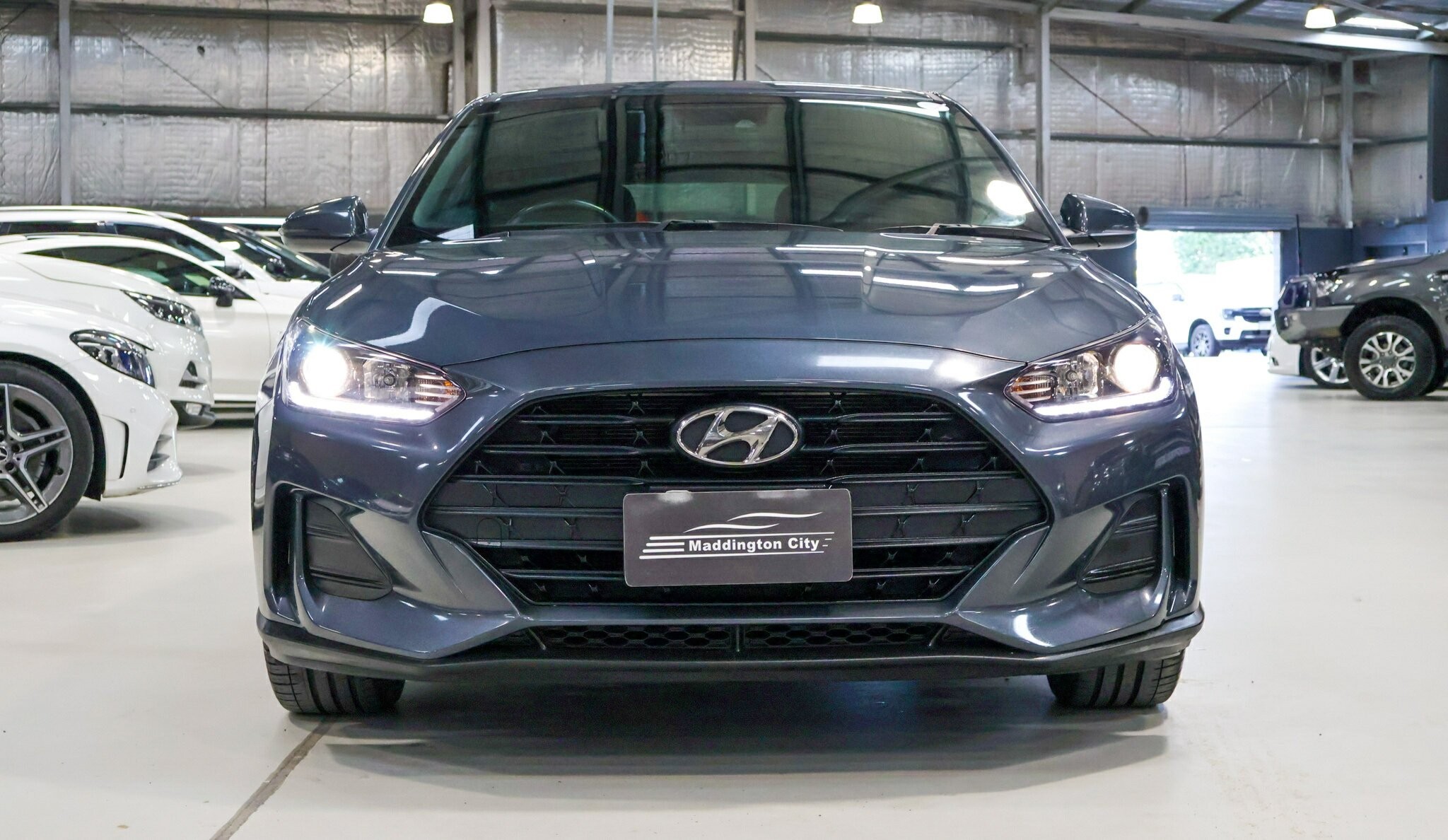 Hyundai Veloster image 2