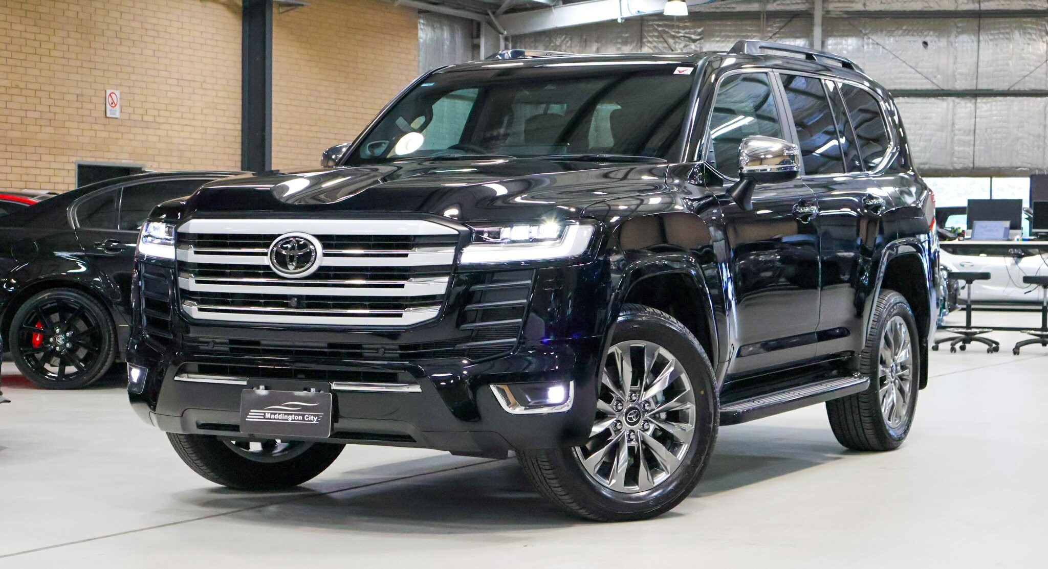 Toyota Landcruiser image 3