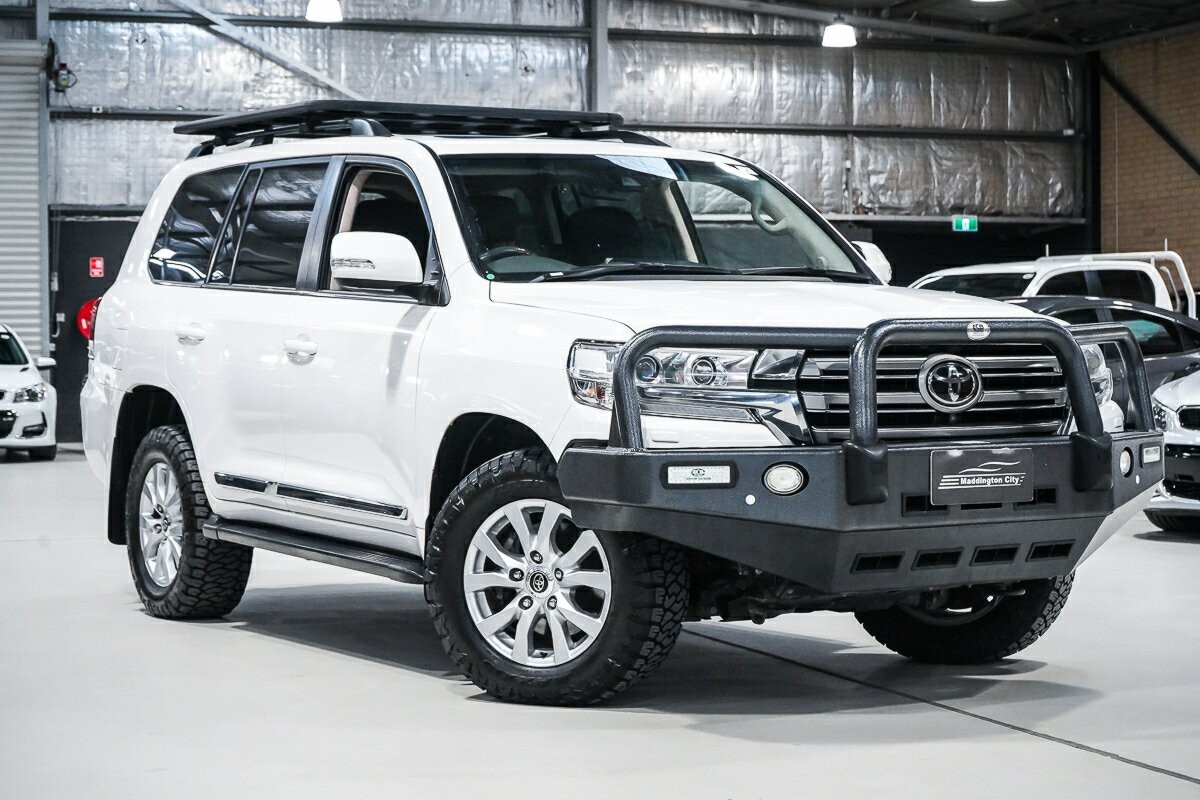 Toyota Landcruiser image 1