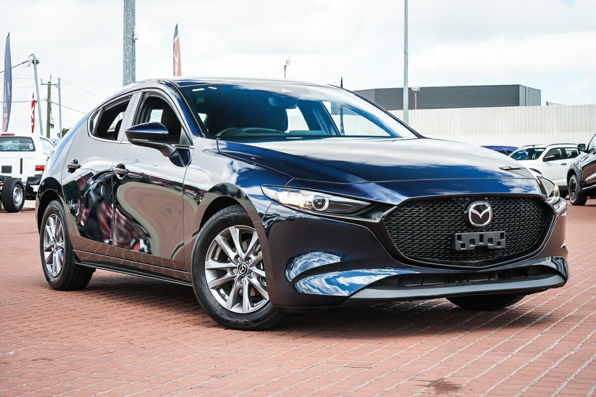 Mazda 3 image 1