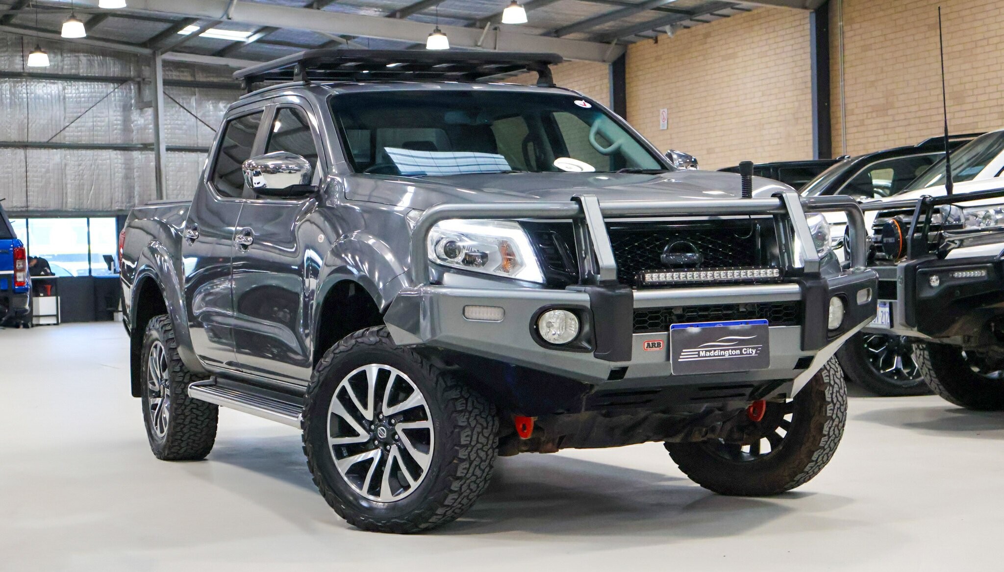 Nissan Navara image 1