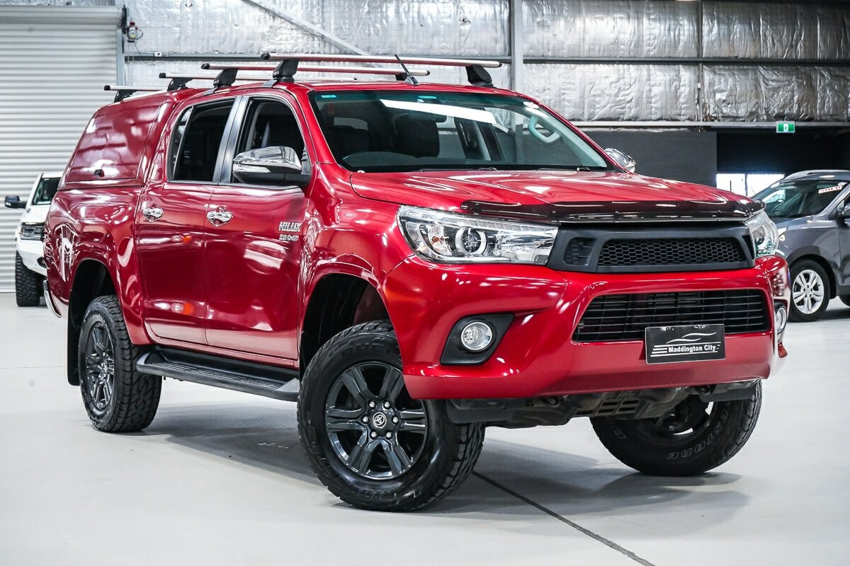 Toyota Hilux image 1