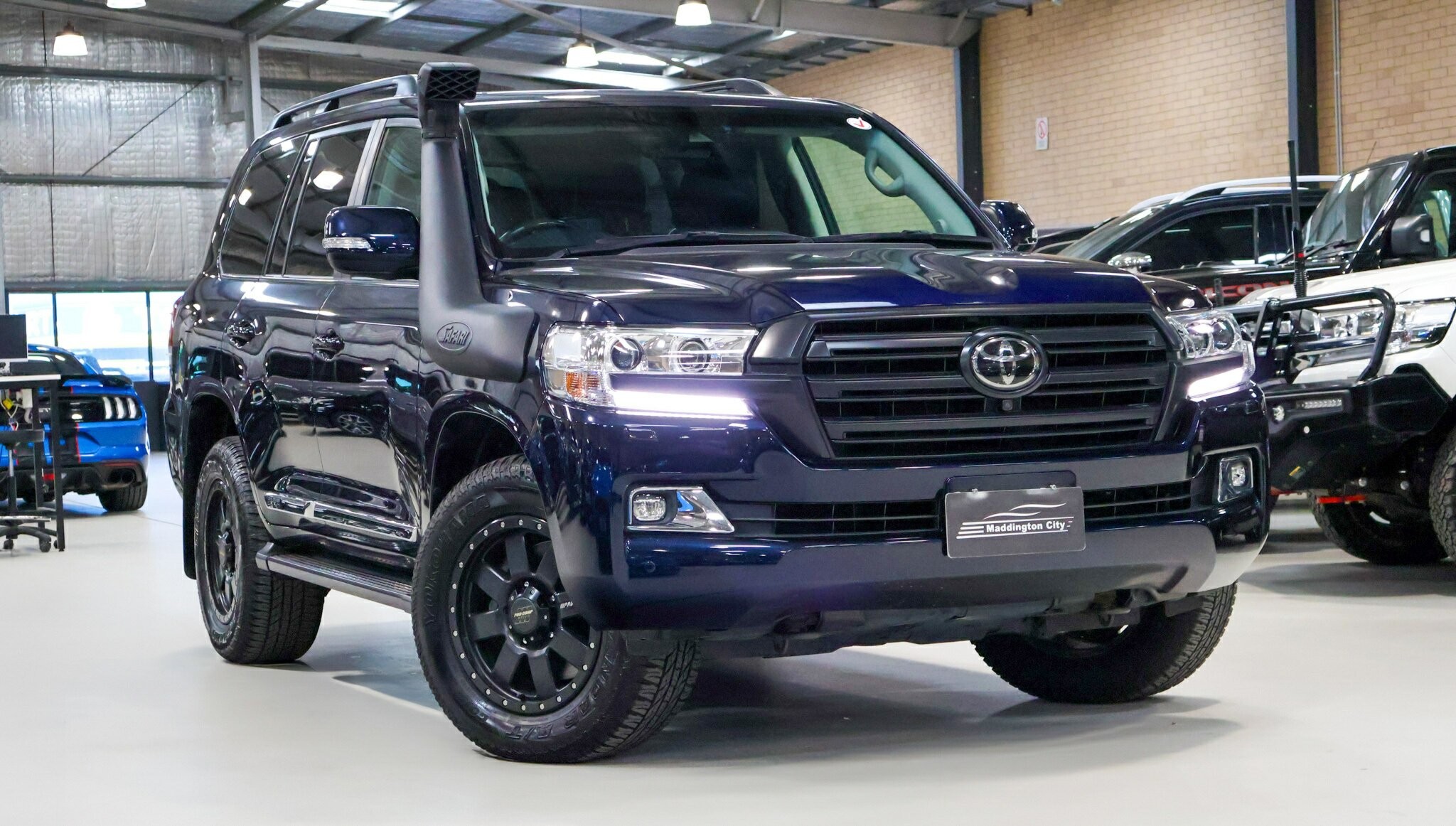 Toyota Landcruiser image 1